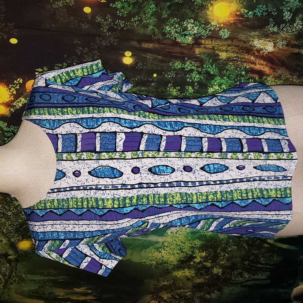Laura Ashley top size medium bold print
